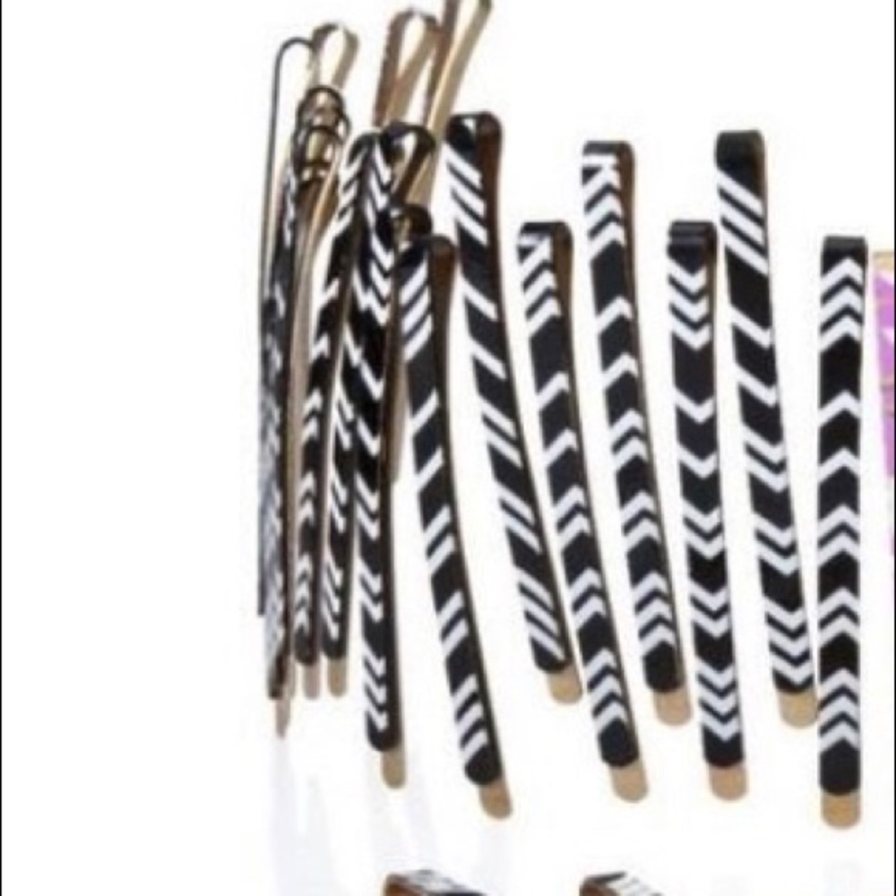 Missoni for Target bl/wh hair pins 21/24 new